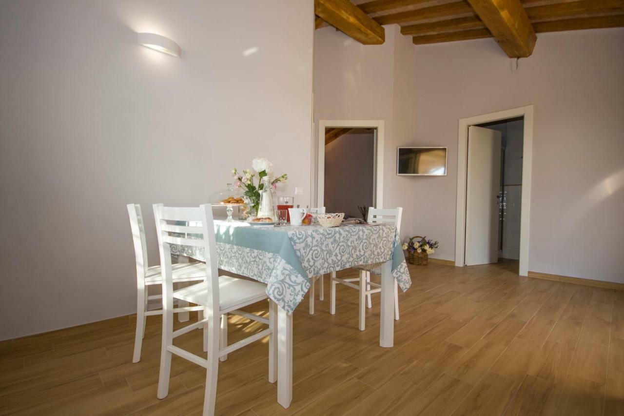 Agriturismo Il Mirto Pescia Romana Eksteriør billede