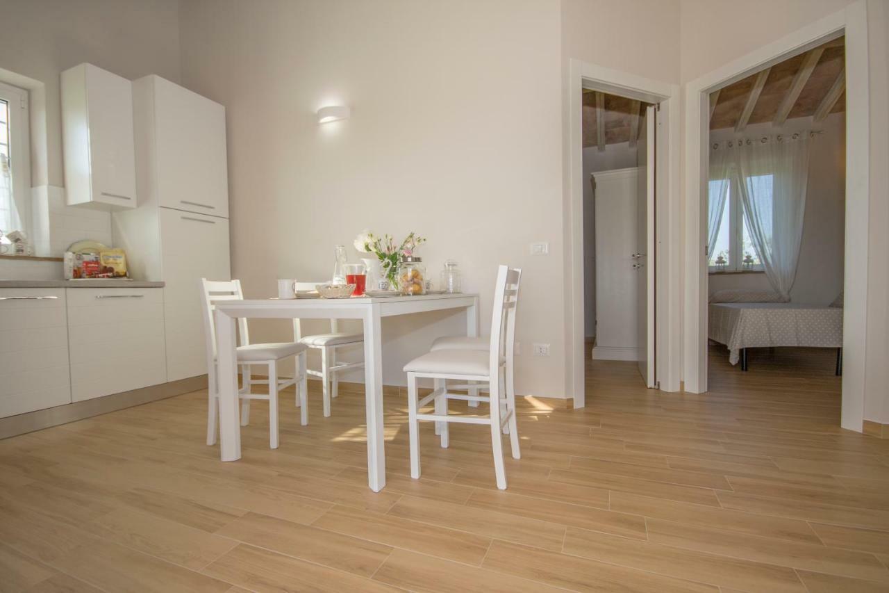 Agriturismo Il Mirto Pescia Romana Eksteriør billede
